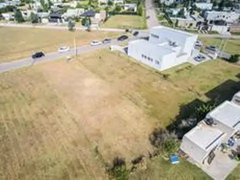 EN VENTA - LOTE  APTO COMERCIAL - ACEQUIAS DEL AIRE, ROLDAN