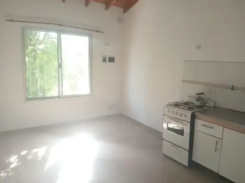 Departamento en Alquiler en Victoria, $ 480.000