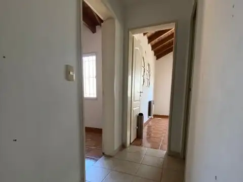 Depto Tipo Casa en Alquiler con 1 cocheras