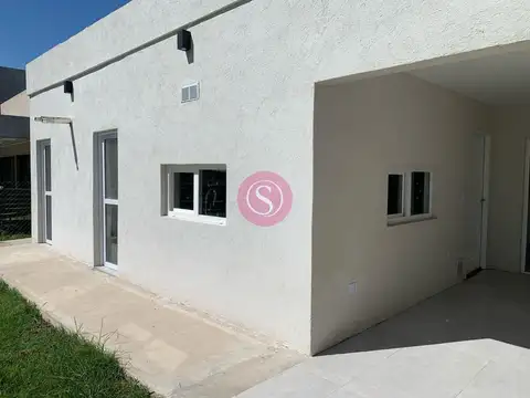 Casa en Alquiler, Barrio San Sebastián, Pilar 100
