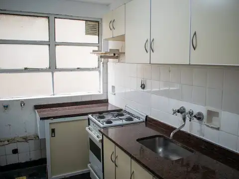 Oficina 3 ambientes con 1 baño