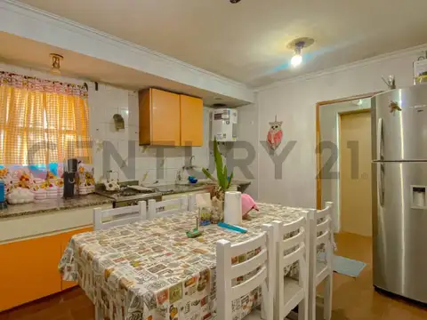 Venta Casa 4 ambientes 2  unidades en construccion, en Barrio San Martin