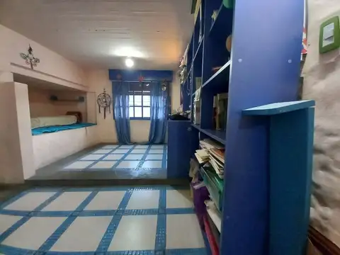 Casa Chalet  en Venta en Parque Chacabuco, Capital Federal, Buenos Aires