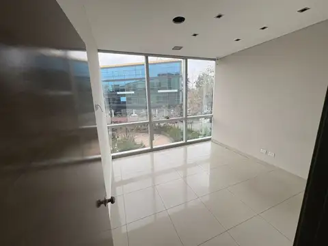 Oficina en Venta en Manuel Alberti, USD 650.000