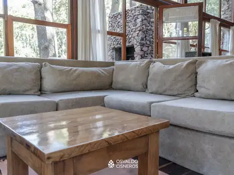 Casa en Alquiler Temporal con 2 cocheras