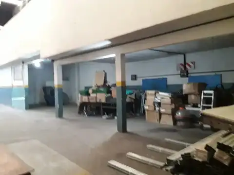 Galpon en Venta 10  mts Frente