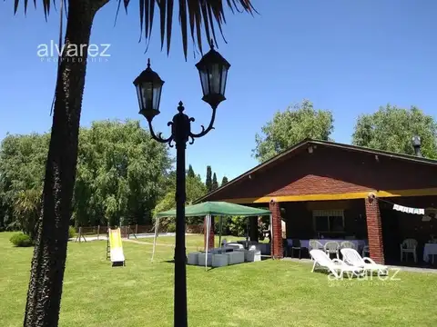 Venta casa quinta 4 ambientes moreno Francisco Alvarez