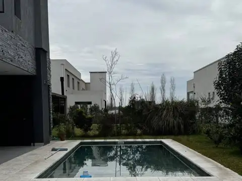 Casa en Venta al Sur