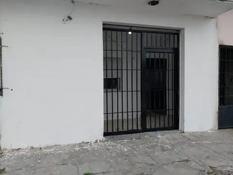 Local en Venta en Gonzalez Catan, USD 65.000