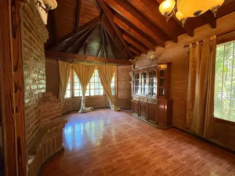 Casa 4 ambientes con 3 baños