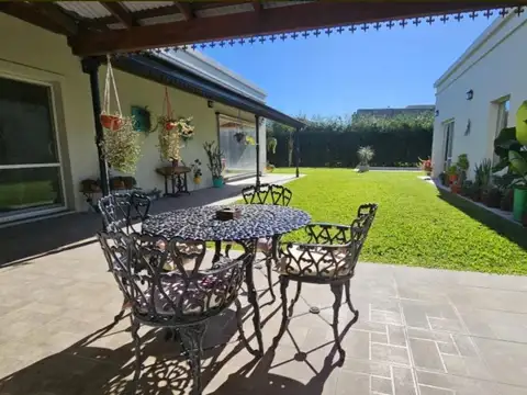 Venta Casa en Haras Santa María - 4 ambientes Los Robles