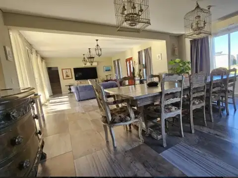 Casa en Venta en Haras Santa María, USD 325.000