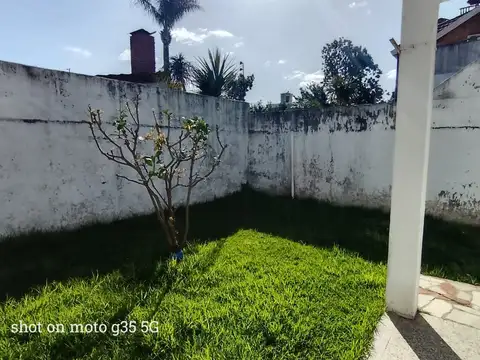 Casa en Alquiler en Ramos Mejía Sur, $ 1.200.000