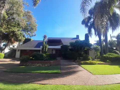 Casa en  venta en Castelar Norte