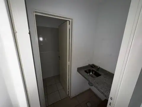 Belgrano 54 , Piso 1