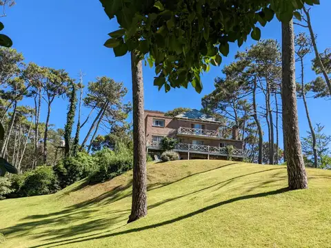 Casa en Venta en Carilo, USD 460.000