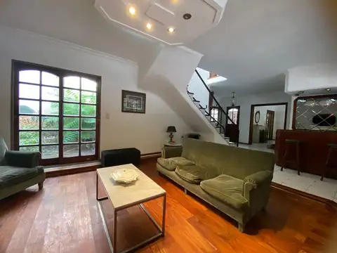 Venta Casa 6 Amb. Parque Chacabuco Terraza Pileta