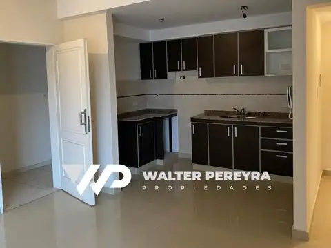 VENTA DEPARTAMENTO 2 AMBIENTES CON BALCÓN | LANÚS OESTE