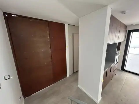 Depto Tipo Casa en Venta 1 año