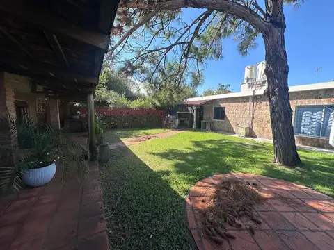 VENTA! ARAMINDA, 2 CASAS, DERECHOS POSESORIOS