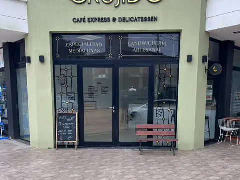 Tucuman esquina Hernandarias 600