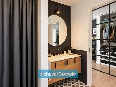 Casa 7 ambientes con 3 baños