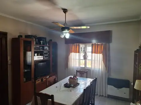 Ameghino 1212