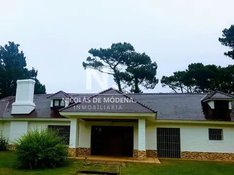 Casa en Venta en Cantegril, USD 1.550.000