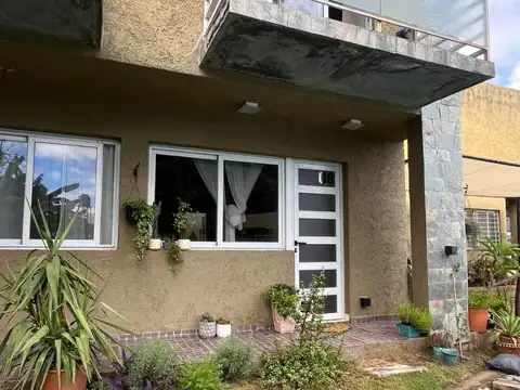 Se Vende Duplex en Villa Carlos Paz