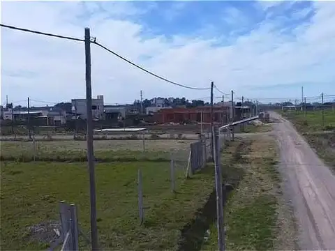 Terreno en venta  20 x 30   Barrio Terranova Arana 625 entre 131 y 135