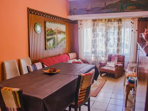 Depto Tipo Casa en Venta de 6 ambientes