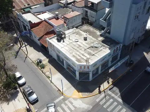 LOCAL EN VENTA UBICACION ESQUINA ESCALADA