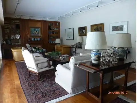 Casa en Venta en Martínez, USD 1.600.000