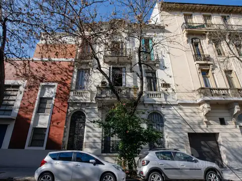 Depto Tipo Casa en Venta de 6 ambientes
