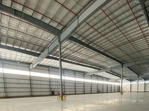 Nave Industrial de 12.160 m2 en predio cerrado, Pacheco.