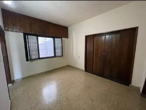 Juan José Castelli 5200