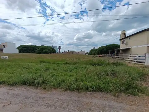 Venta Lote 525m2 Barrio Atlantida