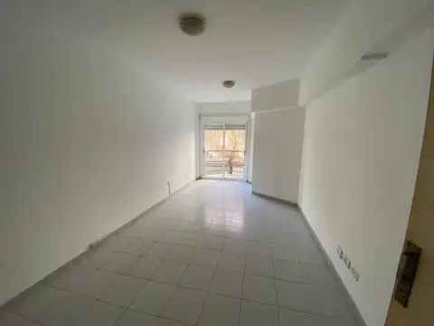 Doctor Pedro Ignacio Rivera 3400, Piso 1