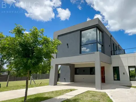 Alquiler - Casa Estilo Minimalista en Lagoon Pilar