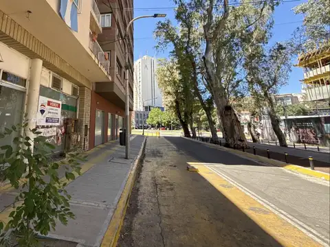 Local en Área Centro Este