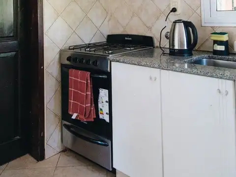 CASA EN ALQUILER , CHACHAS DE CORIA, MENDOZA.