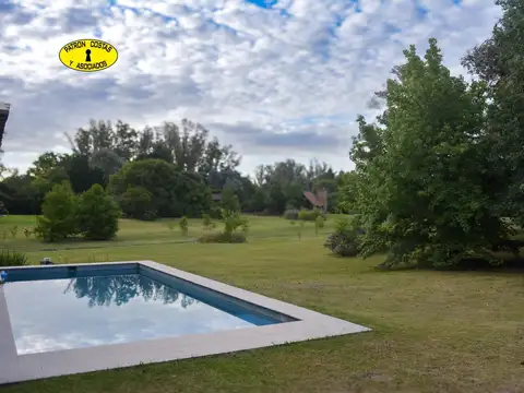 Casa 4 ambientes con 3 baños