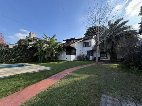 Casa en alquiler en Tucuman al 1700 - Bella Vista