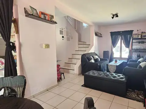 Departamento en venta - 2 Dormitorios 2 Baños - Almirante Brown