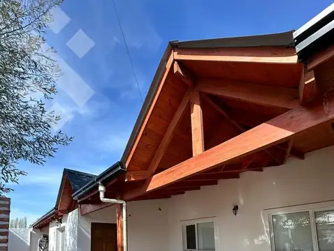 En Venta | Casa de 3 Dormitorios | Barrio Villa Lida | Plottier