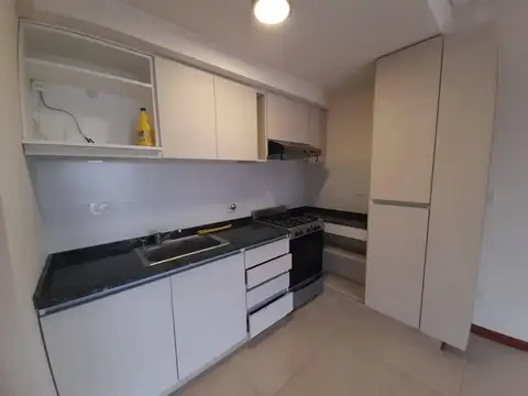 Departamento en Alquiler en General San Martin, $ 900.000