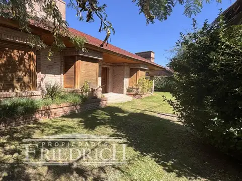 casa en venta Country Club Banco Provincia