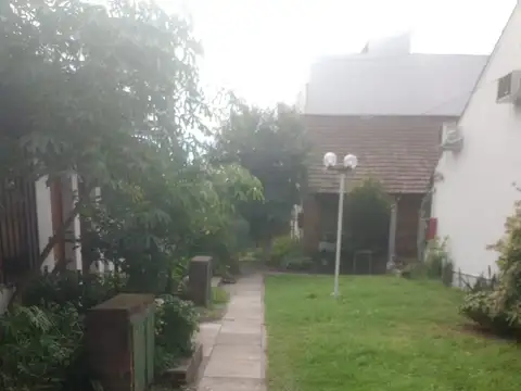 Depto Tipo Casa 2 ambientes con 1 baño