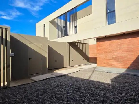 DUPLEX A ESTRENAR DE 2 O 3 DORMITORIOS, BARRIO AYRES DEL LIMAY