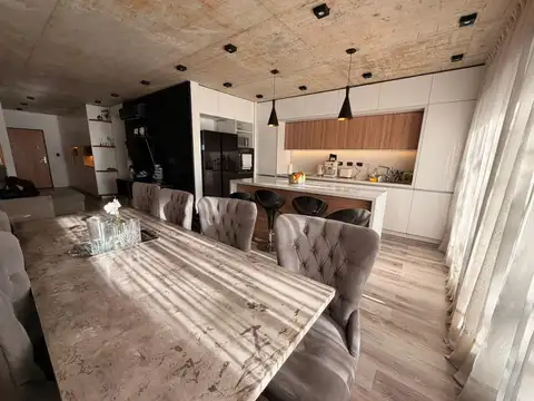 DEPARTAMENTO 4 AMB EN VENTA CON COCHERA Y BAULERA